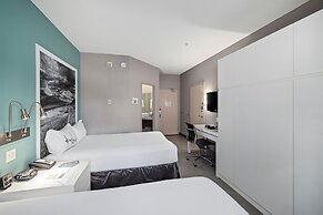 Home Inn Express - Medicine Hat