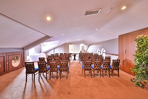 Legacy Ottoman Hotel