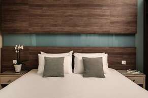 115 The Strand Hotel by NEU Collective