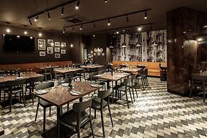 115 The Strand Hotel by NEU Collective