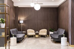 115 The Strand Hotel by NEU Collective