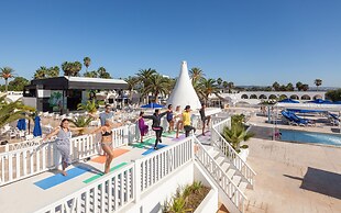 Hotel Samira Club - Caters to Couples