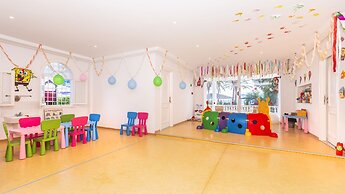 Hotel Samira Club - Caters to Couples