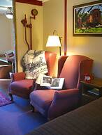 Featherbed Railroad B&B Resort