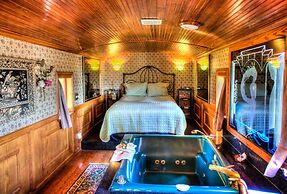 Featherbed Railroad B&B Resort