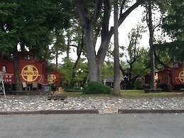 Featherbed Railroad B&B Resort