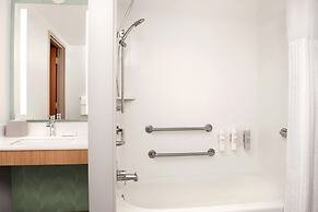 Hilton Garden Inn Solomons