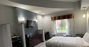 Hometowne Studios & Suites By Red Roof Washington