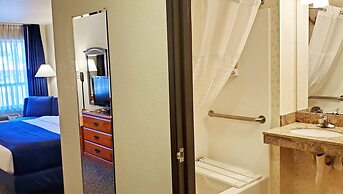 Magnuson Grand Pikes Peak