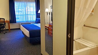 Magnuson Grand Pikes Peak