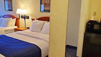 Magnuson Grand Pikes Peak