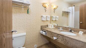 Magnuson Grand Pikes Peak