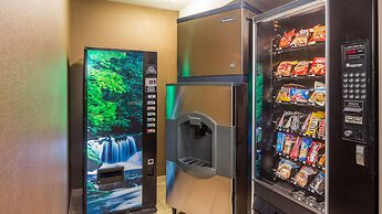 Magnuson Grand Pikes Peak