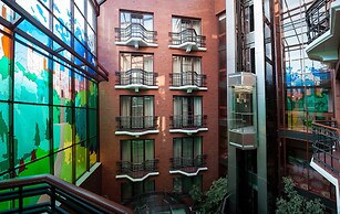 London Hotel