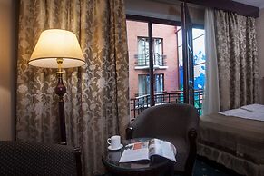 London Hotel