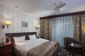London Hotel