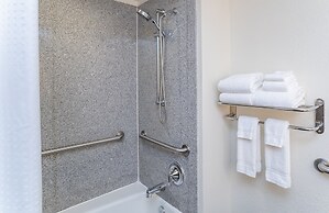 Holiday Inn Hotel & Suites Beaufort at Highway 21 by IHG