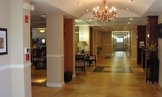 Holiday Inn Express & Suites West Palm Beach Metrocentre, an IHG Hotel