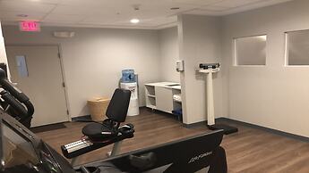 Holiday Inn Express & Suites West Palm Beach Metrocentre by IHG