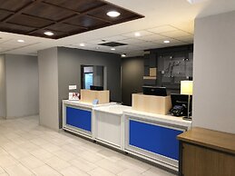Holiday Inn Express & Suites West Palm Beach Metrocentre by IHG
