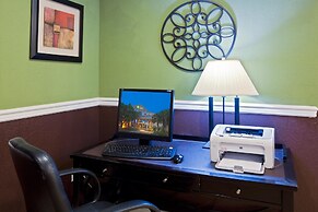 Holiday Inn Express & Suites West Palm Beach Metrocentre by IHG