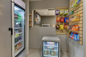 Holiday Inn Express & Suites West Palm Beach Metrocentre by IHG