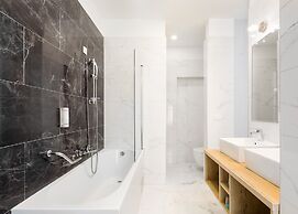 Aminess Vival Port9 Resort