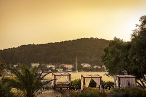 Aminess Vival Port9 Resort