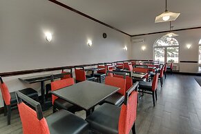 Holiday Inn Express & Suites Allentown West by IHG