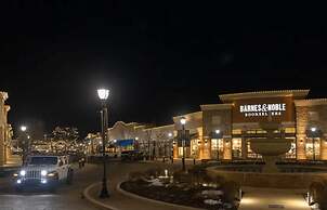 Holiday Inn Express & Suites Allentown West by IHG