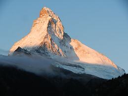 Artist Apartments & Hotel Garni