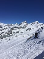 Artist Apartments & Hotel Garni