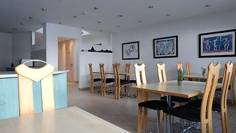 Artist Apartments & Hotel Garni