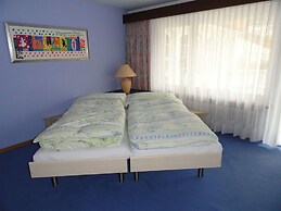 Artist Apartments & Hotel Garni