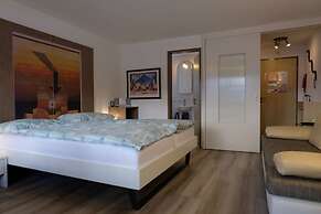 Artist Apartments & Hotel Garni