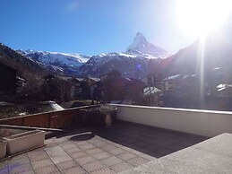 Artist Apartments & Hotel Garni