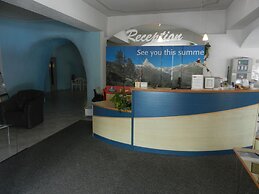 Artist Apartments & Hotel Garni