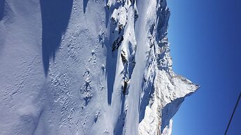 Artist Apartments & Hotel Garni