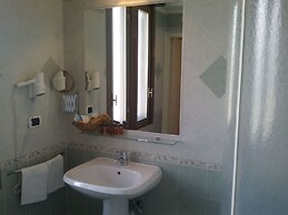 Jonic Hotel Mazzaro'