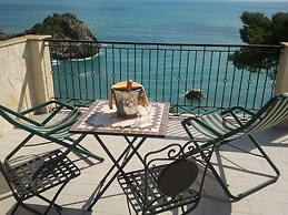 Jonic Hotel Mazzaro'