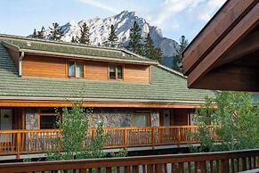 The Fox Hotel and Suites