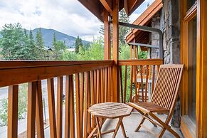 The Fox Hotel and Suites