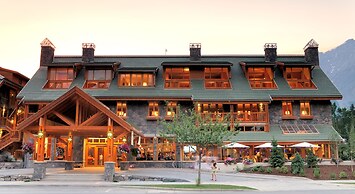 The Fox Hotel and Suites