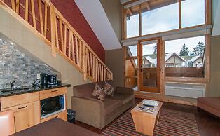 The Fox Hotel and Suites