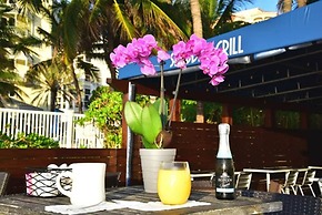 Sun Tower Hotel & Suites on the Beach