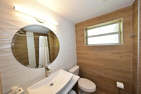 Sun Tower Hotel & Suites on the Beach