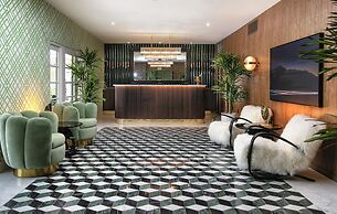 The Colony Palms Hotel and Bungalows - Adults Only