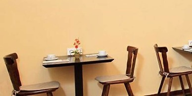 Hotel - Pension Cortina