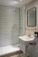 Warbrook House Heritage Hotel