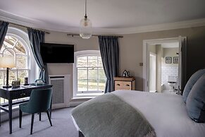 Warbrook House Heritage Hotel